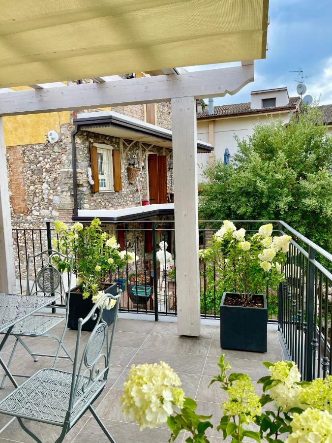Dimora Di Charme Peschiera Del Garda Leilighet Eksteriør bilde